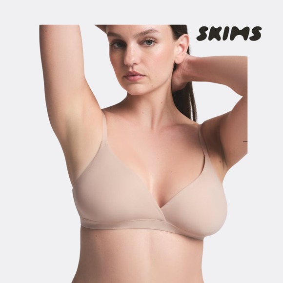 SKIMS Fits Everybody Crossover Bralette – Size XXS – Sand – NWT - Picture 1 of 7